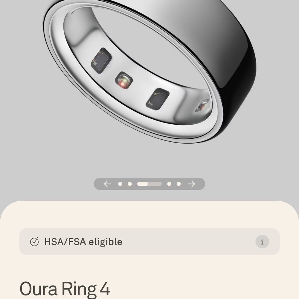 Oura Ring 4 - Silver and Black